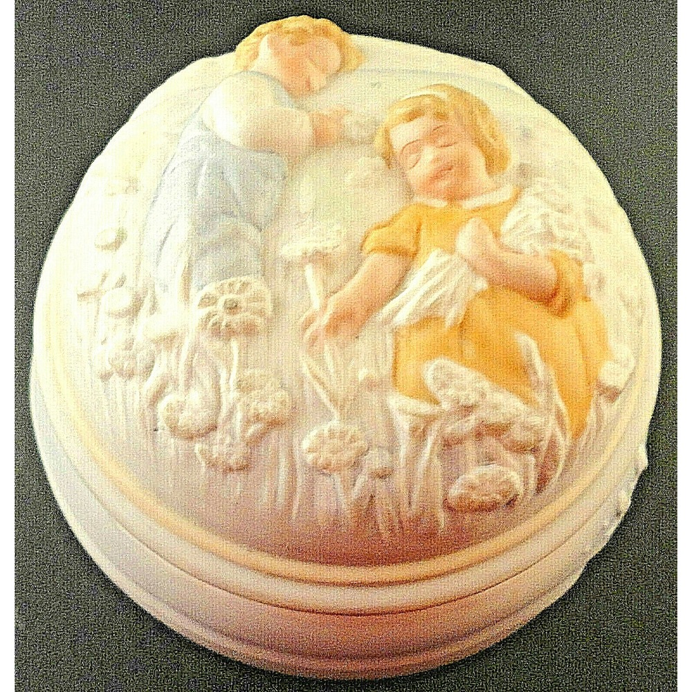 Avon Music Box Porcelain Trinket 1985 Golden Dreams Hand Painted Small Round